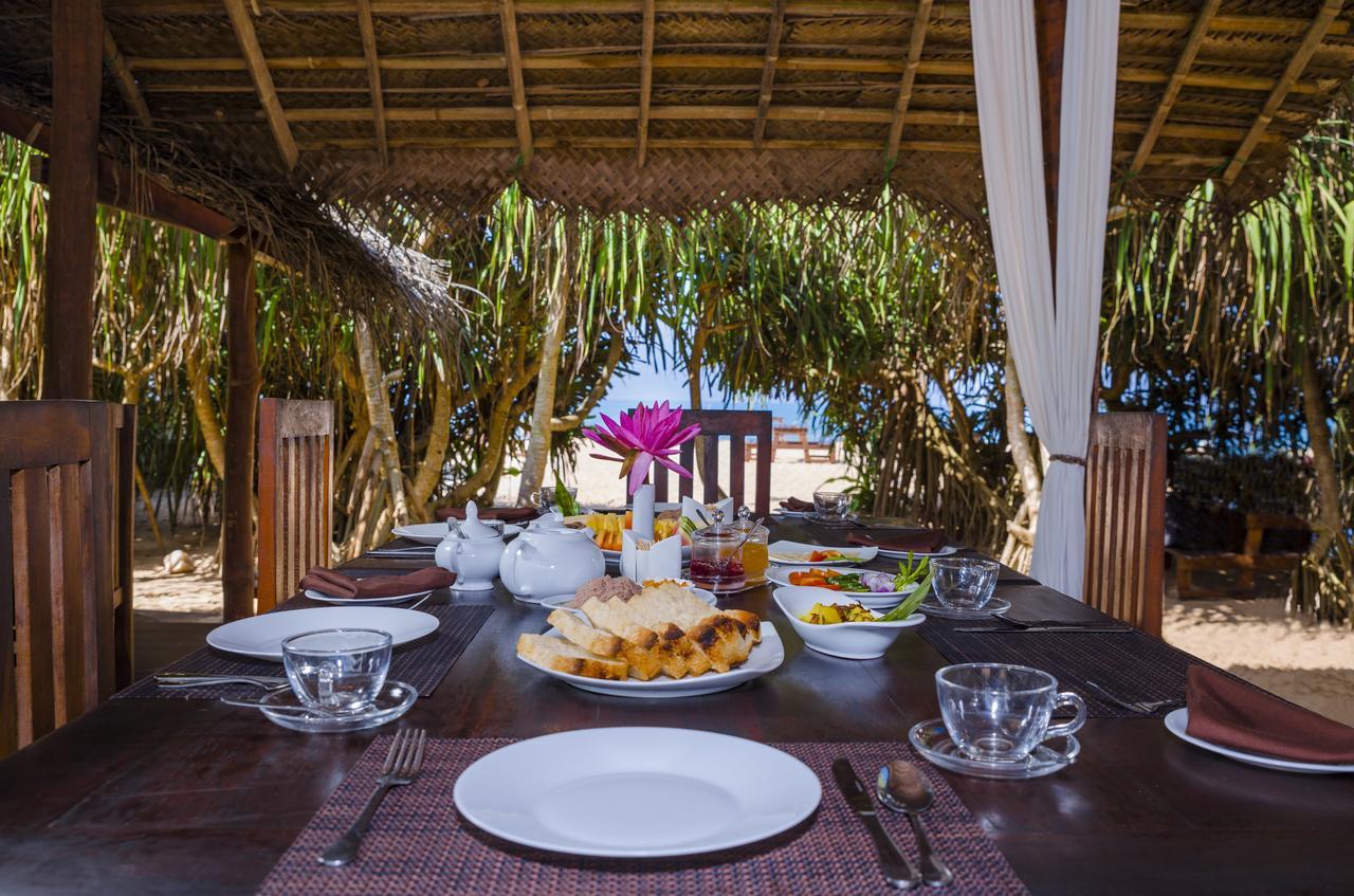 Jungle Beach Ahungalla Buitenkant foto